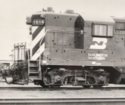 Burlington Northern Railroad BN #1614 GP-7 Electromotive Train Photo Eol... - $9.49