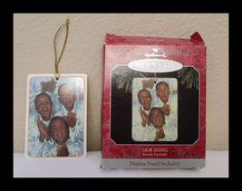 Hallmark Keepsake Our Song Ornament 1998 IOB NO DISLAY STAND - $5.93