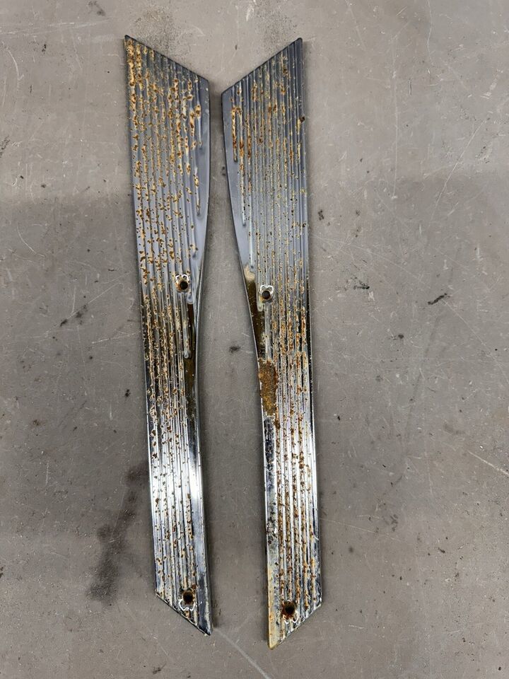 1961 1962 Ford Galaxie Roof Sail Panel Pillar Headliner Trim Reveal Mold... - $27.32