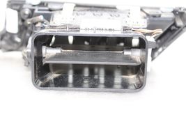 10-13 MERCEDES-BENZ E350 Left Driver Side A/C Air Vent Trim F520 image 8