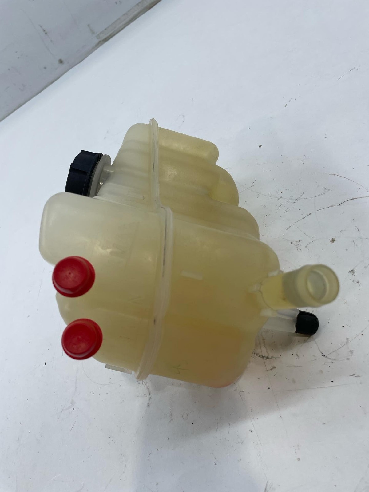 2013-2016 Ford Fusion 1.5L Coolant Recovery Bottle W/ Cap OEM DG93-8A080-AD Item image 4