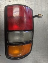 Driver Left Tail Light For 04-06 GMC Yukon XL 1500  5.3 15113217 - $39.55