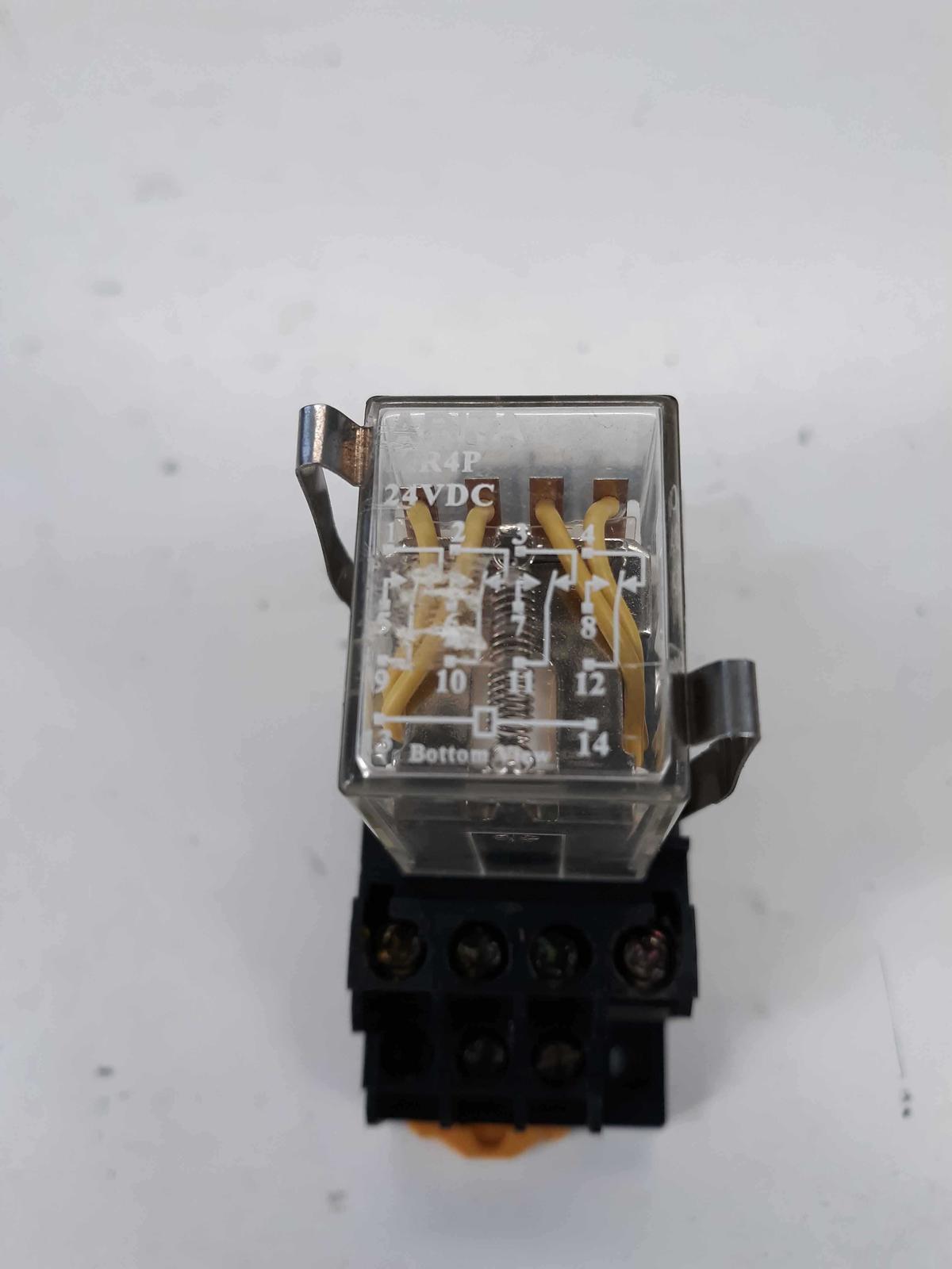 Arita MR4P 24VDC  Relay 3A 240VAC 30VDC  - $8.00