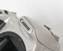 Canon EOS Rebel 2000 35mm Film Camera image 3