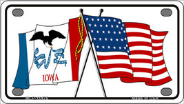 Iowa Crossed US Flag Novelty Mini Metal License Plate Tag - £11.95 GBP