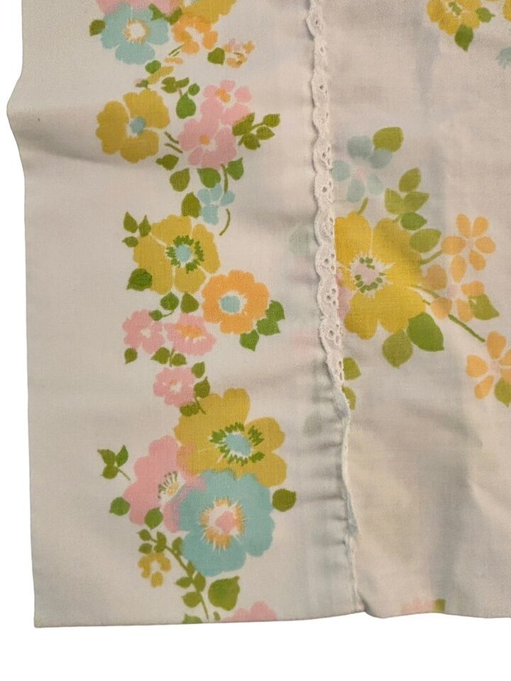 1970s Floral Hippie Pillowcase Retro Vintage Yellow Orange Green Sz Queen - $9.54