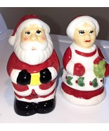 Santa and Mrs.  Claus Salt and Pepper Shakers set porcelain CHRISTMAS - $236.61 MXN
