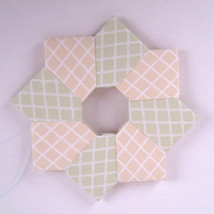 Christmas Ornament Origami Wreath Beige Green Wallpaper - £22.01 GBP