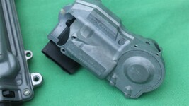 2007 Mercedes CLK550 Engine Computer Module ECU DME EIS EZS ISL Set A2731530879 image 4