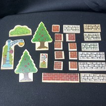 22 Vintage PUZZLETOWN Replacement Town Stone Trees Pieces Richard Scarry 1976 - £10.01 GBP