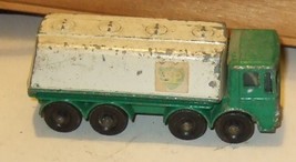 Vintage Matchbox Series No. 32 Leyland Petrol Tanker - £4.00 GBP