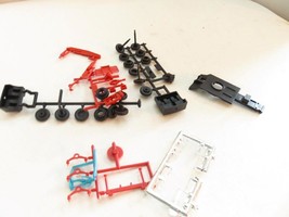 Ho Trains - Assorted TRACTOR/TRAILER Parts(C) - New -S31I - $7.12