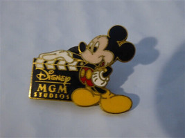 Disney Exchange Pins 1812 WDW - Disney MGM Studios - Mickey Holding Movie Fla... - £7.53 GBP