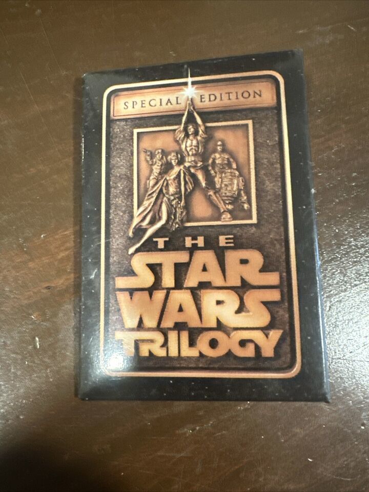 1996 STAR WARS TRILOGY SPECIAL EDITION CINEMA PROMOTIONAL BADGE - $2.48