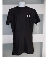 Under Armour Fitted Heat Gear Black SS Shirt Size M Boy's - $13.80