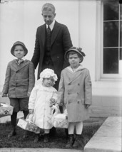 Children of White House telegraph operator at Easter Egg Roll 1915 Photo Print - $8.81+