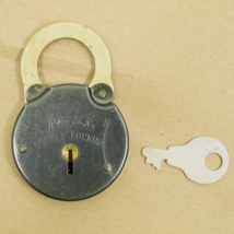 Vintage Eagle Double Locking 2 Inch Padlock W/ Key4030DL Made in USA - £19.14 GBP