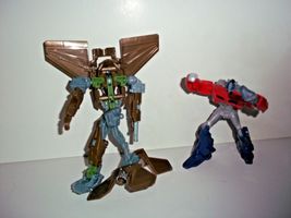 Transformer Robot Air Fighter &amp; Optimus figure LOT OF 2 - £12.85 GBP