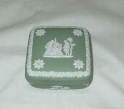 Vintage Wedgwood Green Jasperware Trinket Box - £23.29 GBP