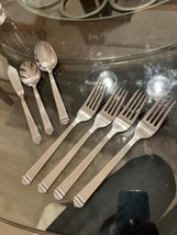 Farberware 18/8 Stainless Crown Royale Glossy 4 Dinner Forks 7 3/8”L Plus 3 Pcs - $29.44