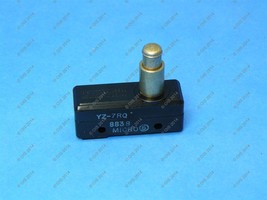 Micro Switch YZ-7RQ Limit Switch Top Plunger SPST 15 Amp 250VAC NNB - $16.49
