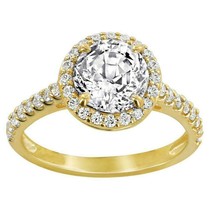 2.10Ct Labor Erstellt Moissanit 14K Gelb Vergoldet Halo Verlobung Hochzeit Ring - £90.17 GBP