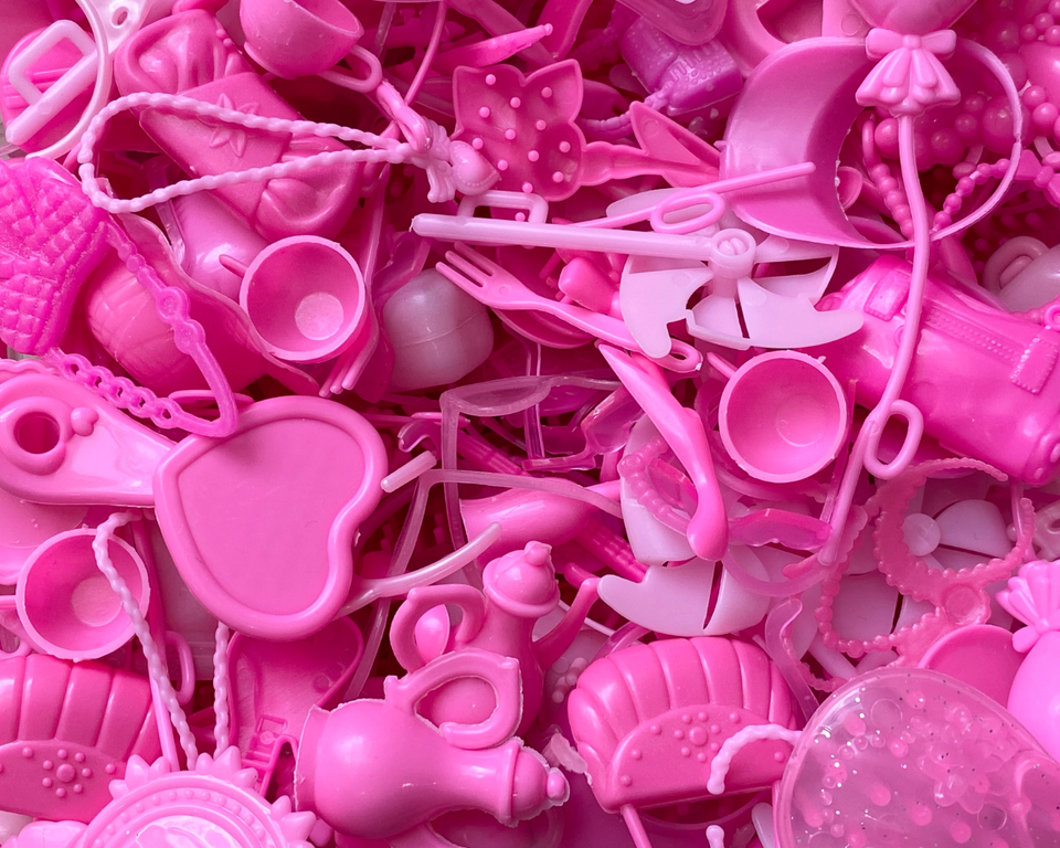 25pcs. All PINK Fashion Doll Accessory Toys - $6.92