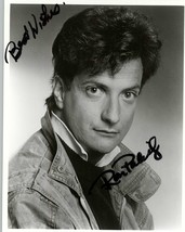Ron Palillo (d. 2014) Signed Autographed Glossy 8x10 Photo - £31.85 GBP