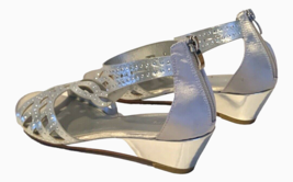 Maripe Julia Womens Open Toe Wedge Sandals Size 9M 2&quot; Heel Silver Back Z... - £10.48 GBP