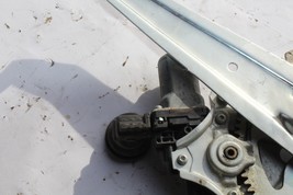 2009-2013 TOYOTA MATRIX REAR RIGHT WINDOW REGULATOR DOOR MOTOR R1967 image 4