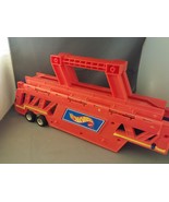 1995 Hot Wheels Cargo Carrier Car Holder Tractor Trailer (Tractor Trailer) - $16.30 CAD