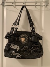 Womens Betty Boop Medallion Leather Handbag Shoulder Bag Purse Black - £223.62 GBP