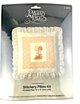 Precious Moments Needlepoint Pillow LOVE ONE ANOTHER  Stitchery Kit 8412 - $326.61 MXN