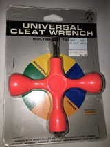CHAMP-UNIVERSAL CLEAT WRENCH-MULTISPORT TOOL - $207.34 MXN