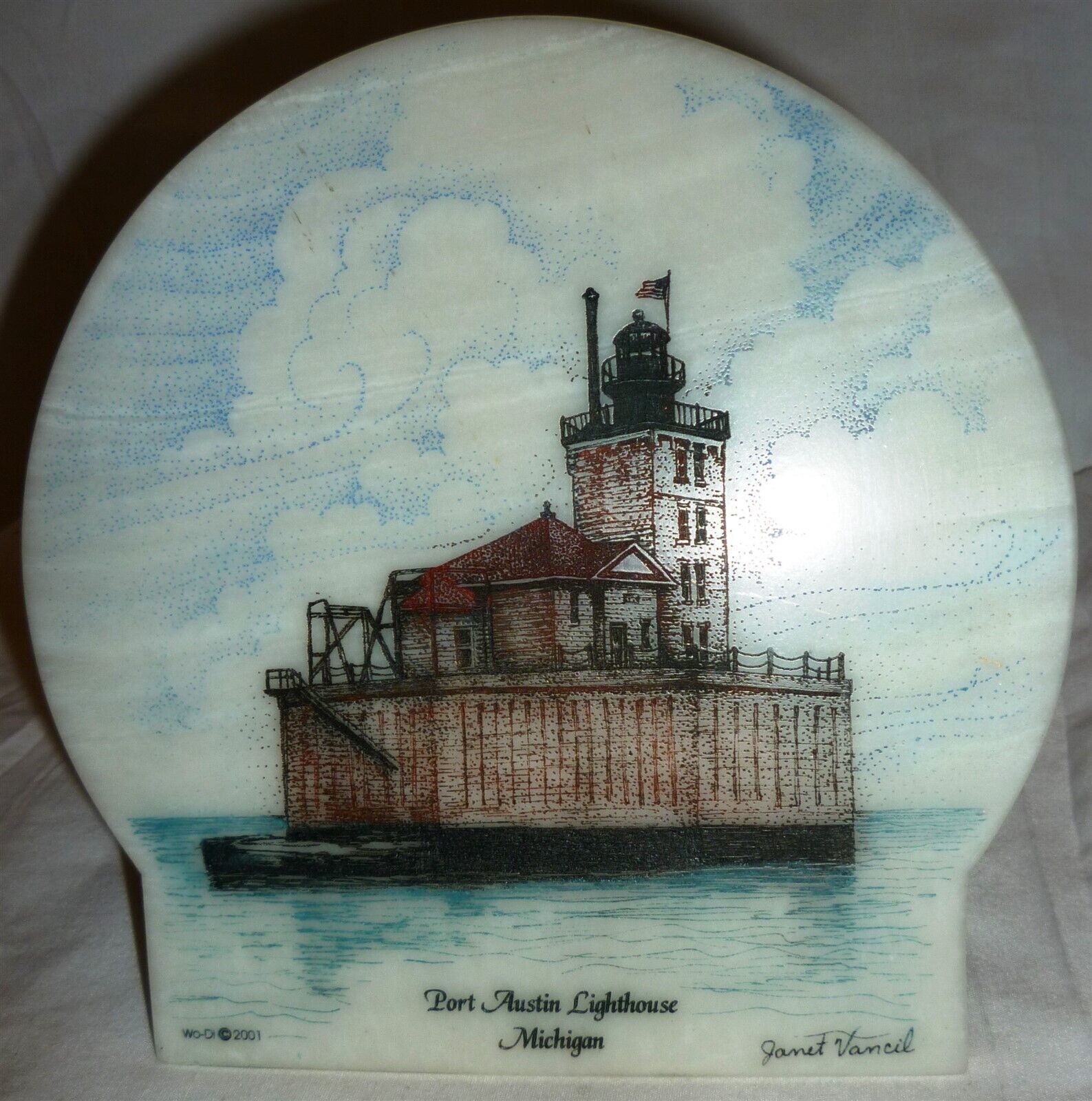 PORT AUSTIN LIGHTHOUSE BY JANET VANCIL CARVED PICTURE WALL DECOR - $4.00