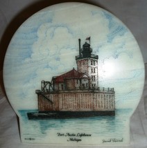 PORT AUSTIN LIGHTHOUSE BY JANET VANCIL CARVED PICTURE WALL DECOR - $5.53 CAD