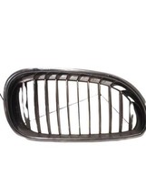 Passenger Grille Upper Bumper Mounted Fits 06-10 BMW 550i 366162 - $741.37 MXN