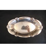 WM ROGERS #419, Oval, Cut-out design Platter Tray Serving Plate - $19.80