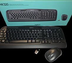 NEW Logitech 920-002836 Wireless Desktop MK320 Keyboard, Mouse &amp; Dongle  - €19,02 EUR