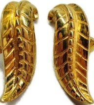 Sarah Coventry Vintage Clip On Earrings Demi Gold Tone Swirl Detailed Pair Leaf - £11.83 GBP