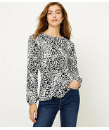 LOFT Animal Print Peplum Blouse Whisper White New - $568.30 MXN