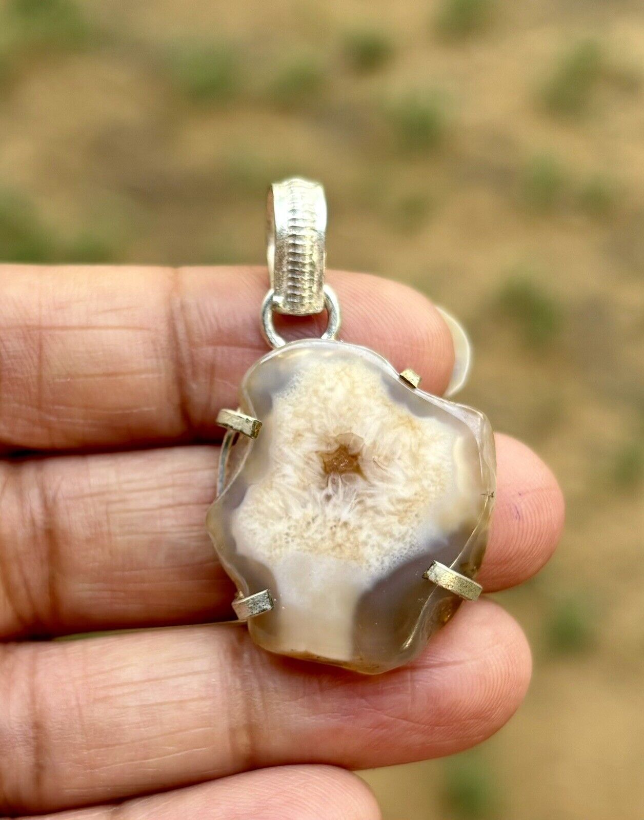 Pendentif en pierre d&#39;agate géode druzy plaqué argent sterling 925,... - $12.06