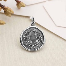 Sterling Silver Laurel Wreath Wax Seal Charm - £21.18 GBP