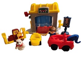 Fisher-Price Little People Road Trip Ready Garage Playset Missing 1 Pc - $14.49