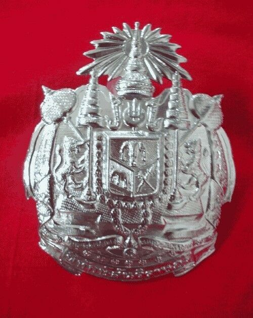 ROYAL THAI POLICE CAP BADGE Hat Lapel Collectible Militaria - $8.60