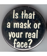 HALLOWEEN 6 Vintage Metal BUTTONS 1980&#39;S &quot;IS THAT A MASK OR REAL FACE?&quot; ... - €6,74 EUR