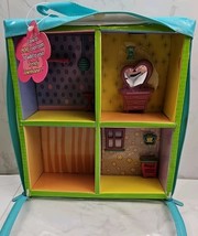 Mattel Polly Pocket Townhouse With Carrying Case - $279.41 MXN