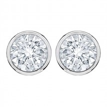 Diana M Jewels 0.50 Cts Bezel Diamond Stud Earrings Size One Size - $5,770.51 MXN