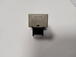 Toyota Hazard Relay Turn Flasher 81980-05040 - $18.50