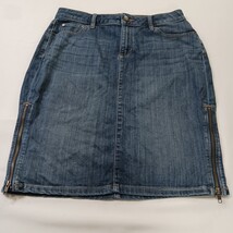 Simply Vera Verawang RN#73277 Women's Blue Zipper Accents Denim Skirt Size 10 image 10